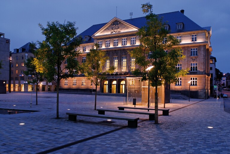 L'Hôtel de Ville d'Esch-sur-Alzette  L'Hôtel de Ville d'Esch-sur-Alzette